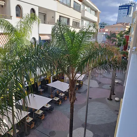 La Hoya 28 アパート *